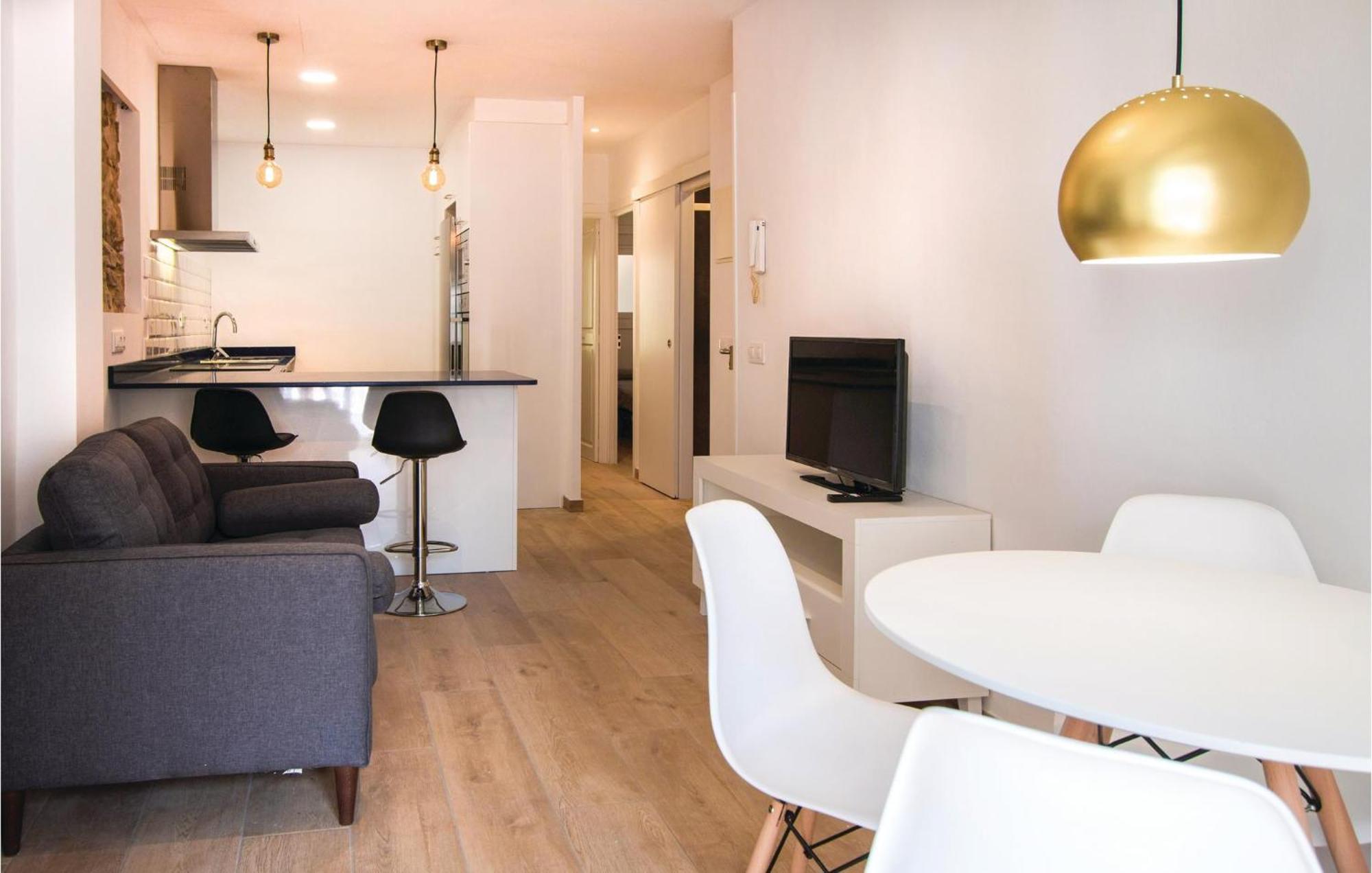 Amazing Apartment In Blanes With Kitchen Экстерьер фото